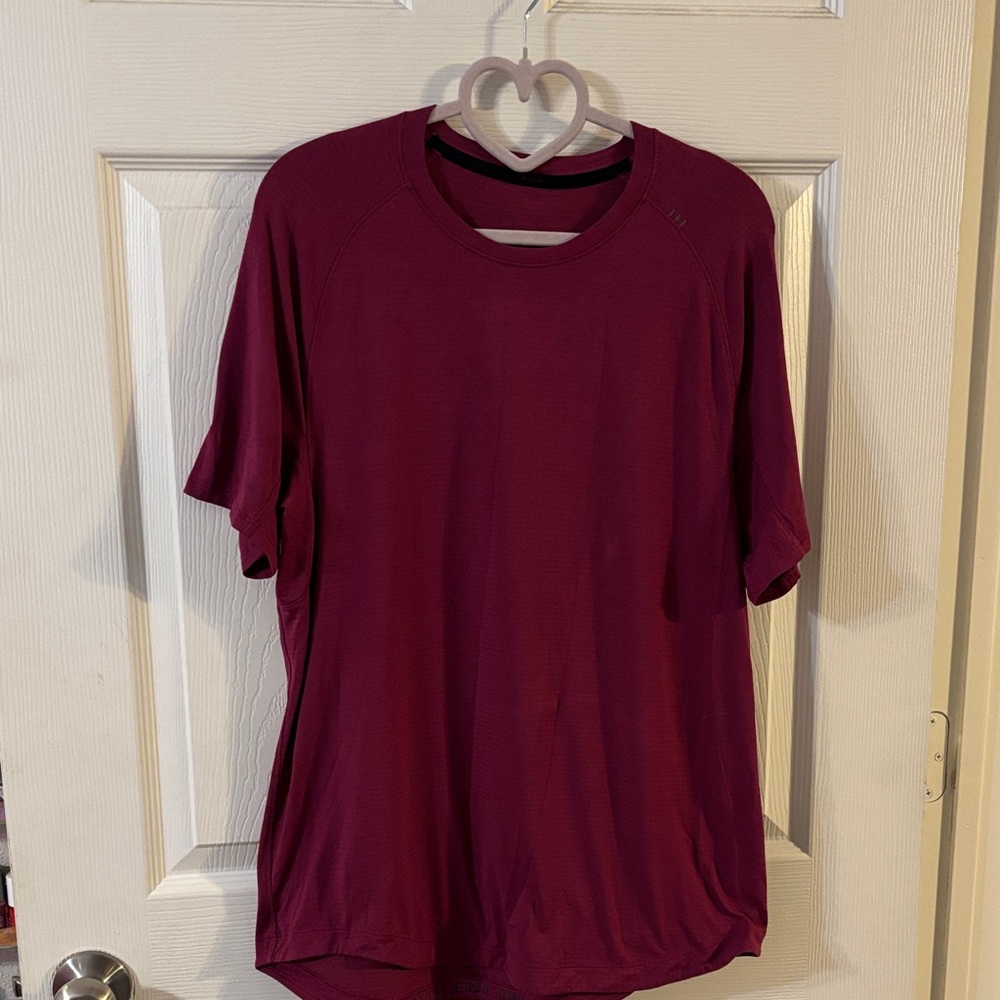 Lululemon Drysense Training Short Sleeve Shirt Pit to Pit 21 inches Dark Red
